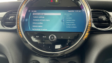 MINI Hatchback 1.5 Cooper Classic 3dr Auto Petrol Hatchback